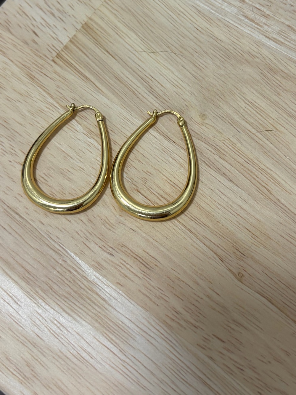 GOLD HOOP EARRINGS